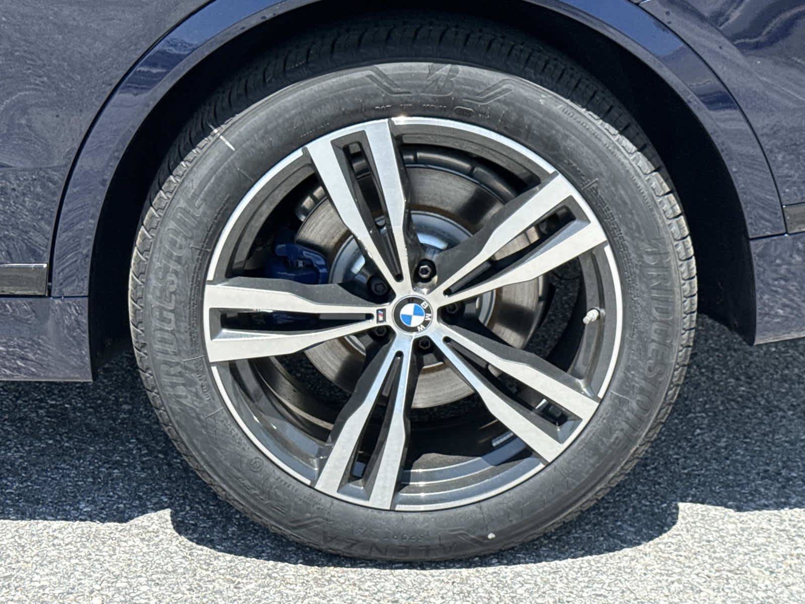 New 2026 BMW X7 xDrive40i w/ M Sport Package AWD/4WD image 12