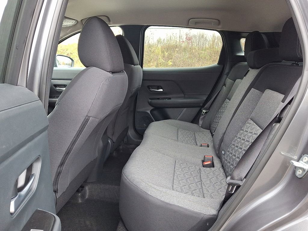 New 2026 Nissan Kicks SV image 7