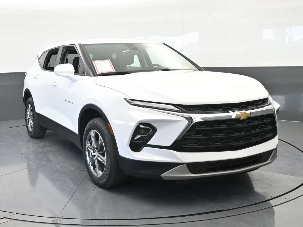 Used 2024 Chevrolet Blazer LT image 9