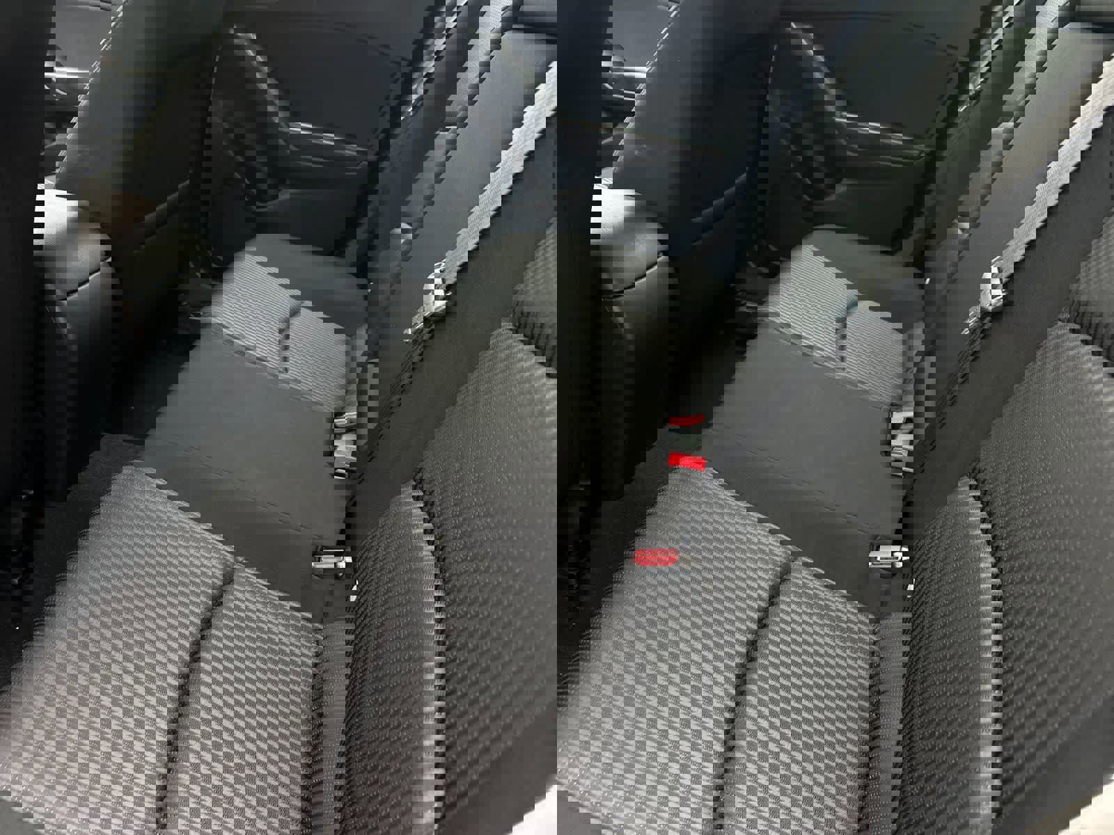 Used 2015 MAZDA MAZDA3 i Touring image 5