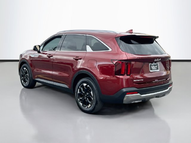 Certified 2025 Kia Sorento S w/ Panoramic Sunroof Package FWD image 5