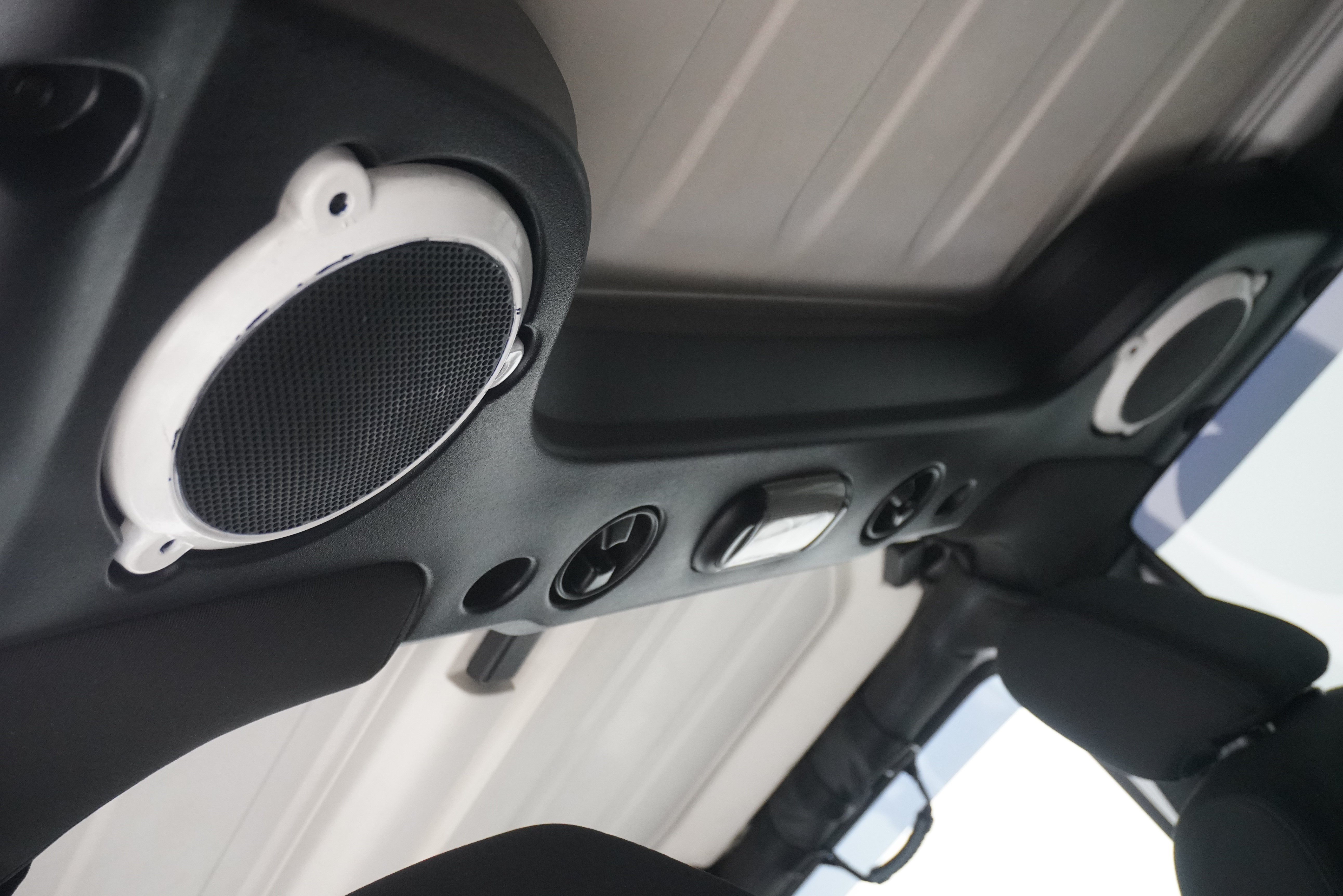 Used 2012 Jeep Wrangler Unlimited Sport AWD/4WD image 14