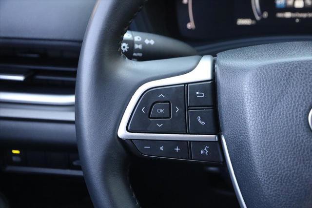 Certified 2025 Toyota Grand Highlander AWD image 13