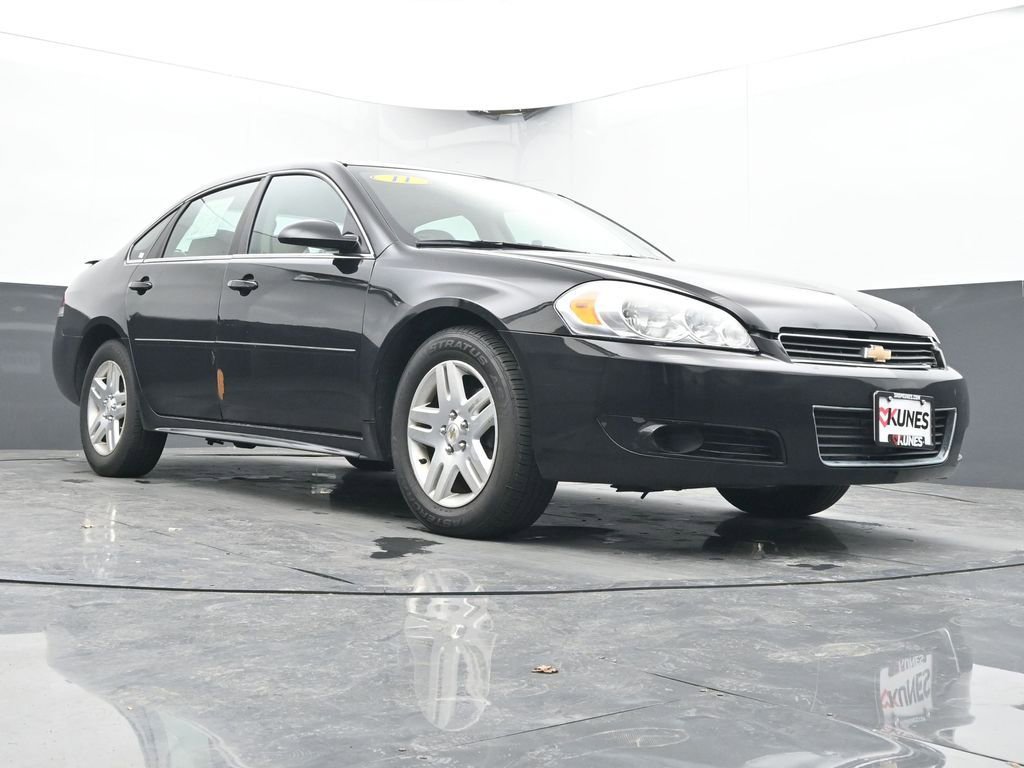 Used 2011 Chevrolet Impala LT w/ Luxury Edition Package FWD image 41