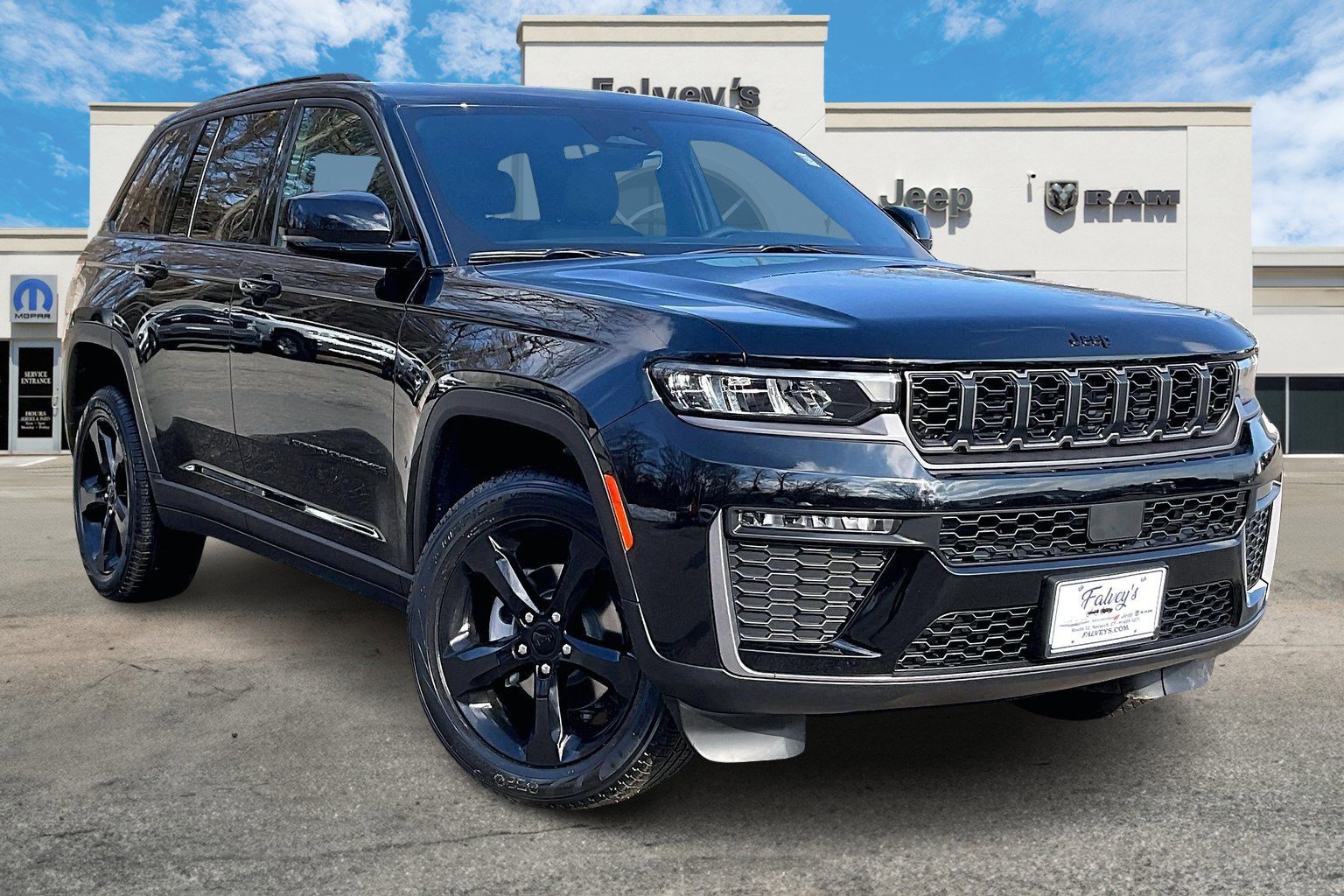 New 2026 Jeep Grand Cherokee Limited w/ Limited Altitude Package image 2