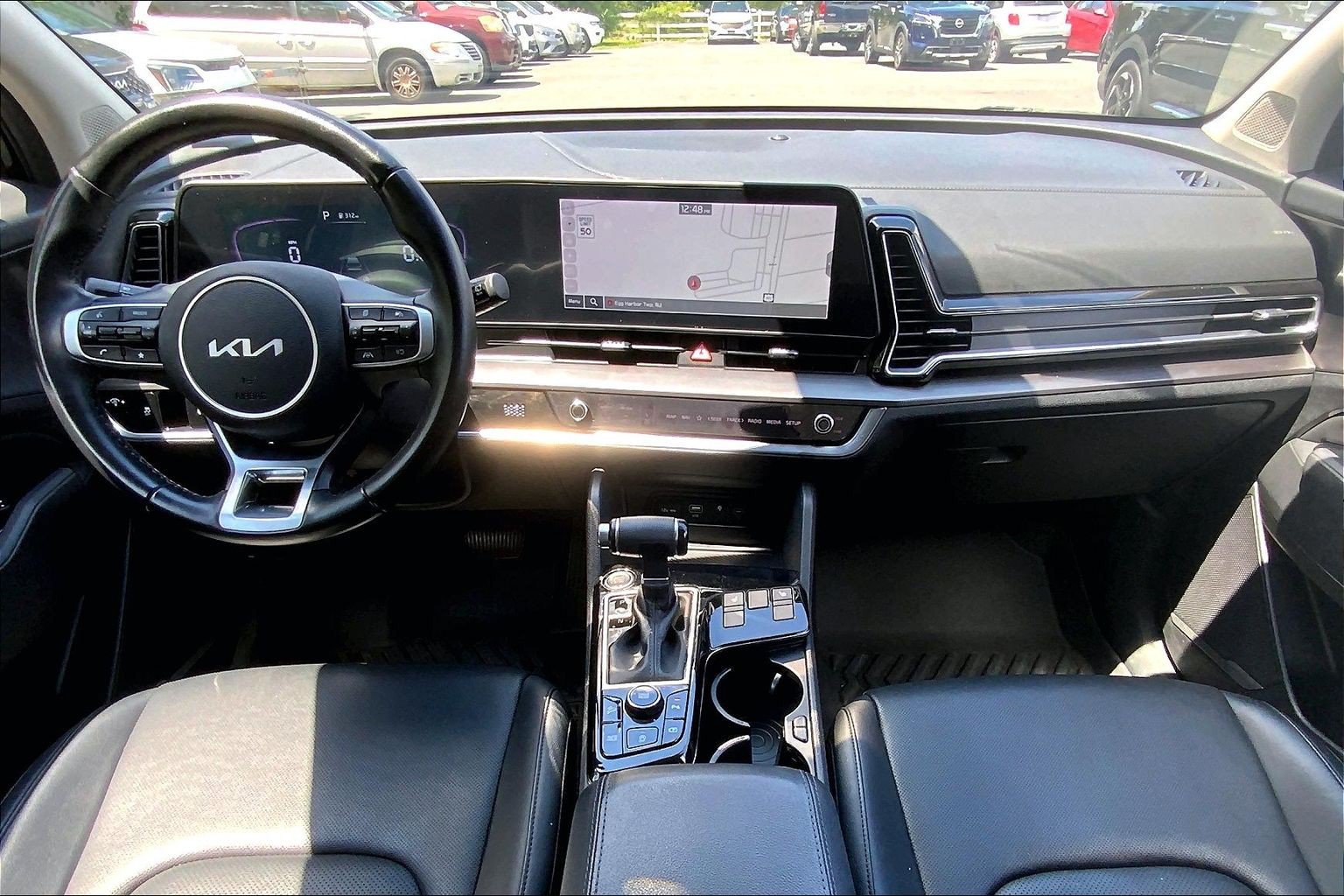 Used 2025 Kia Sportage EX FWD image 17