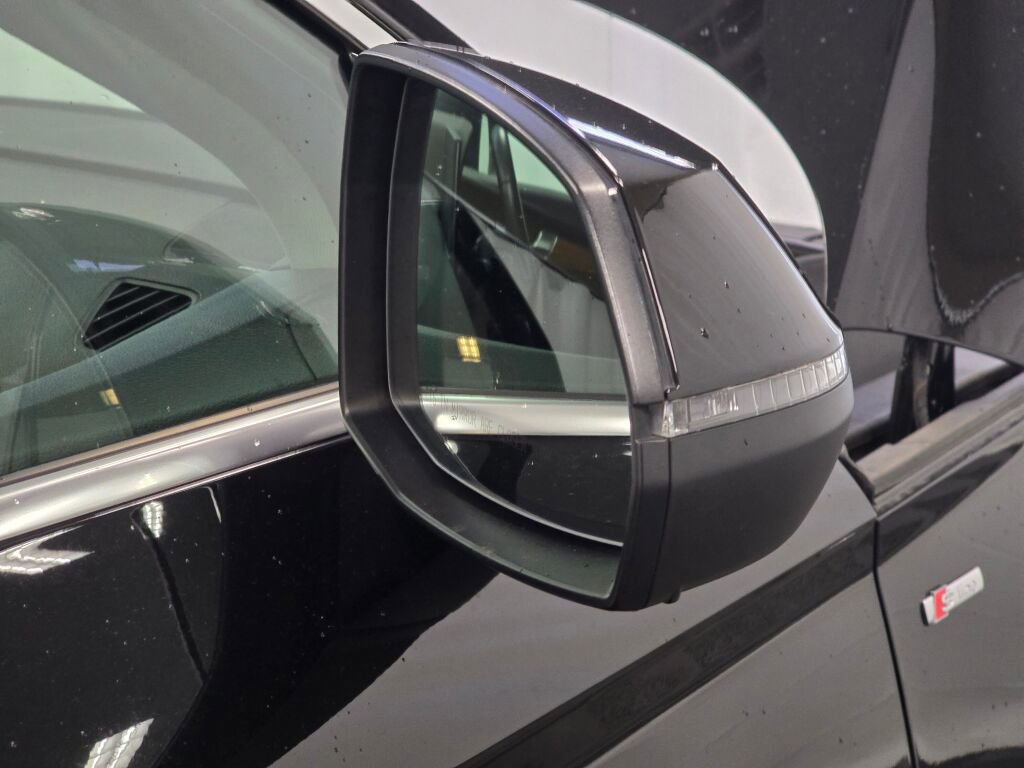 Used 2022 Audi Q5 2.0T Premium Plus w/ Premium Plus Package image 29