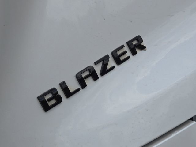 Used 2022 Chevrolet Blazer Premier w/ Enhanced Convenience Package image 12