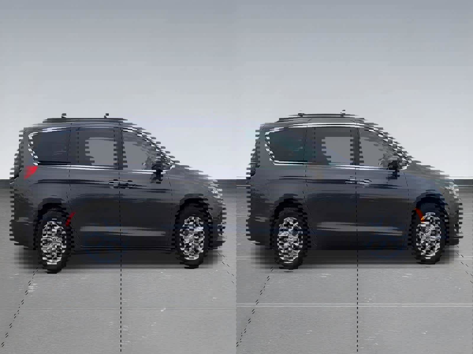 Used 2018 Chrysler Pacifica Touring Plus image 7