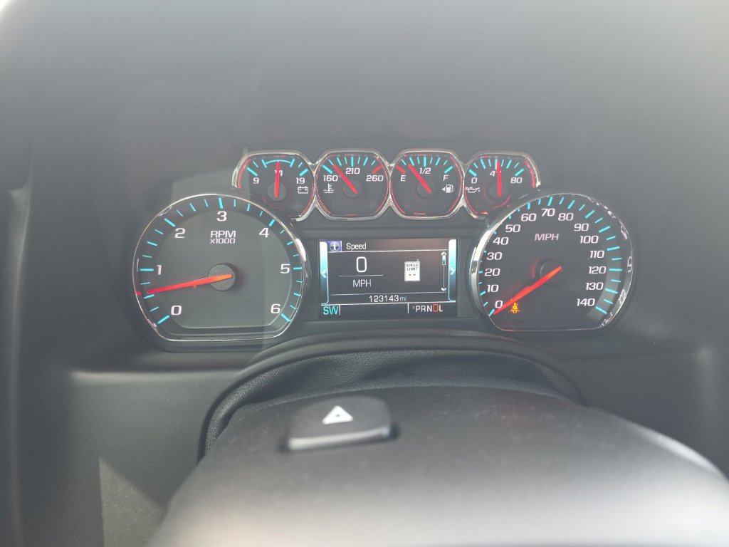 Used 2019 Chevrolet Tahoe Premier AWD/4WD image 17