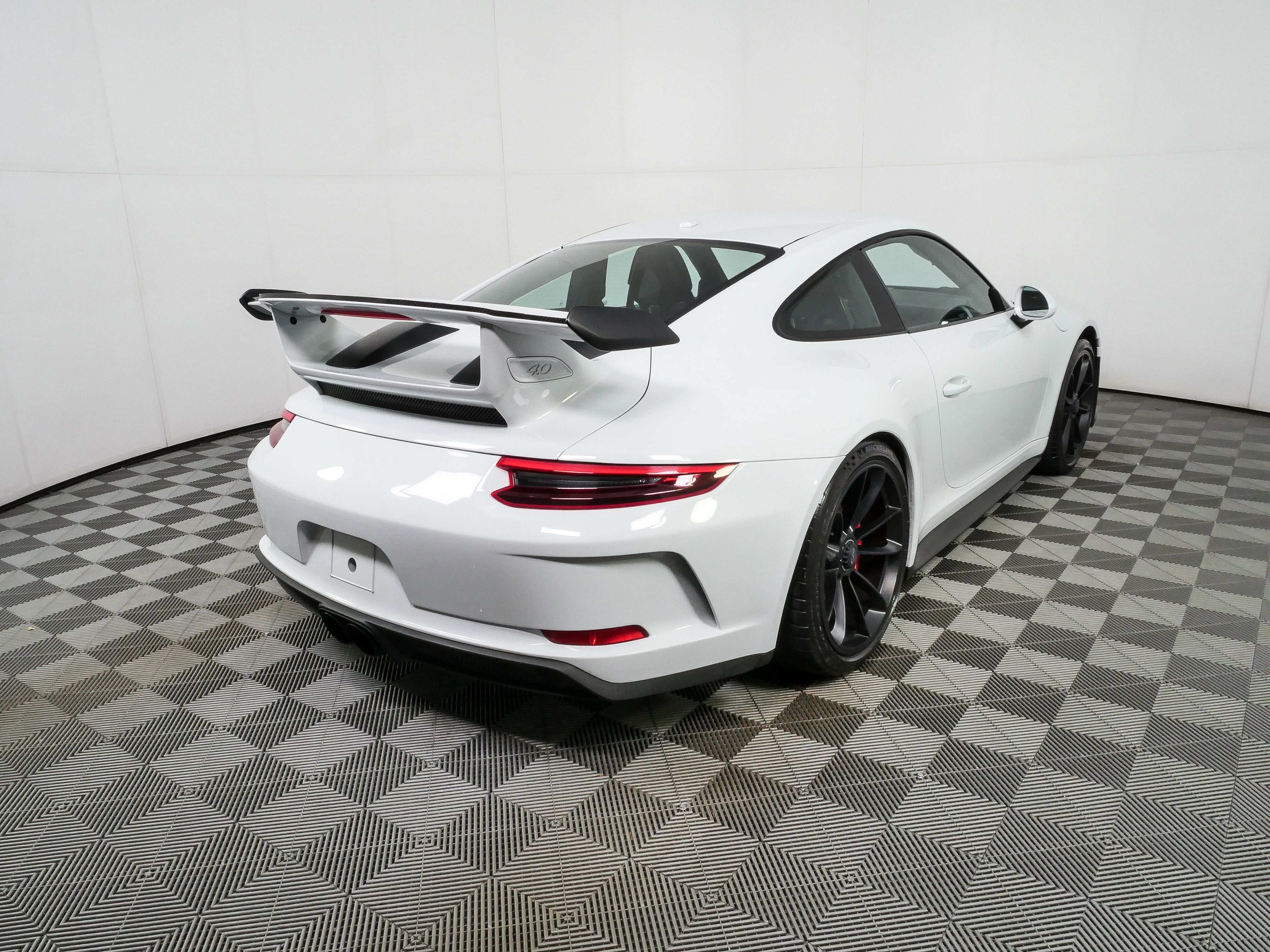 Certified 2018 Porsche 911 GT3 w/ Sport Chrono Package RWD image 27