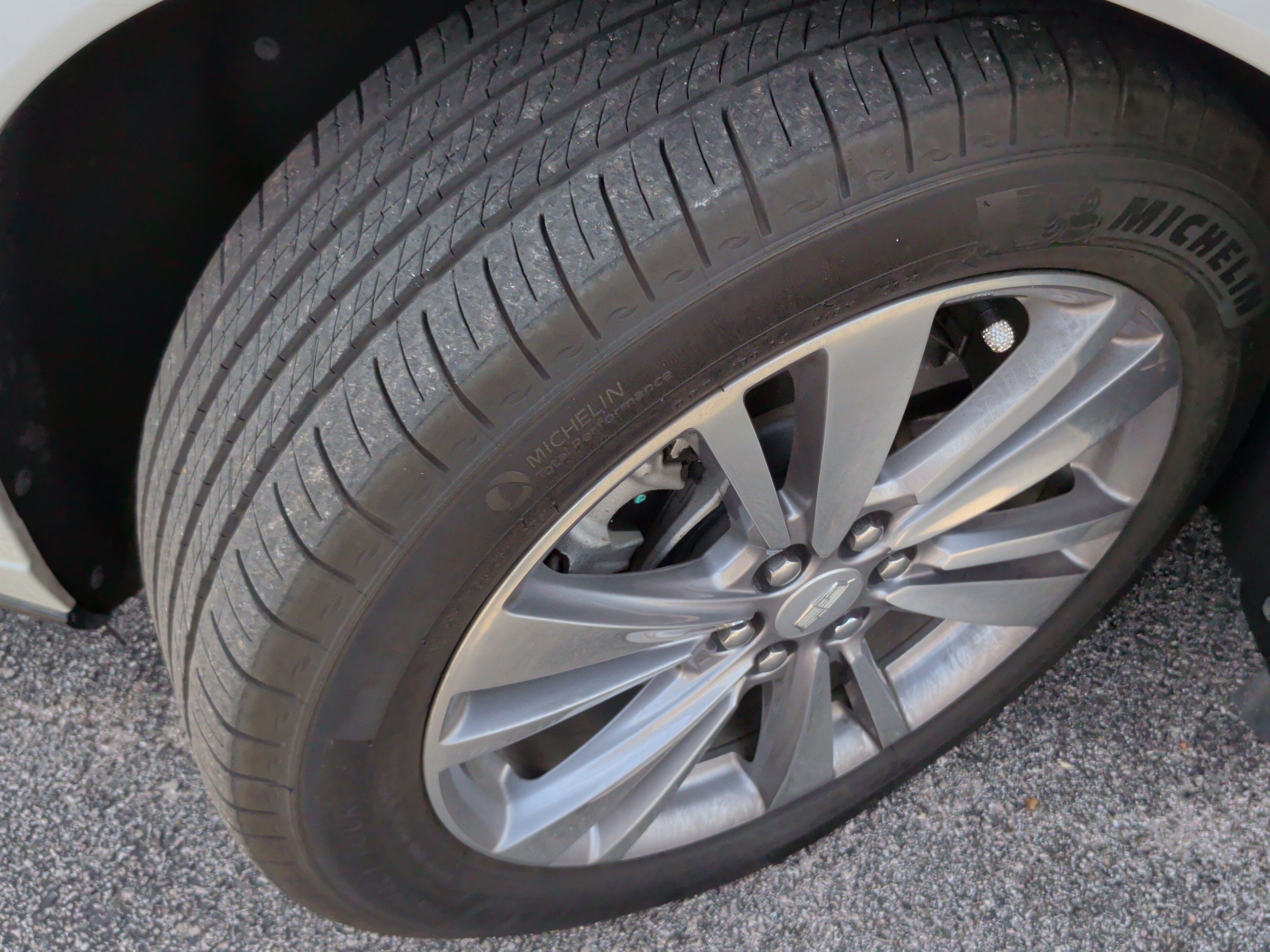 Used 2023 Cadillac XT6 Premium Luxury w/ Platinum Package FWD image 13