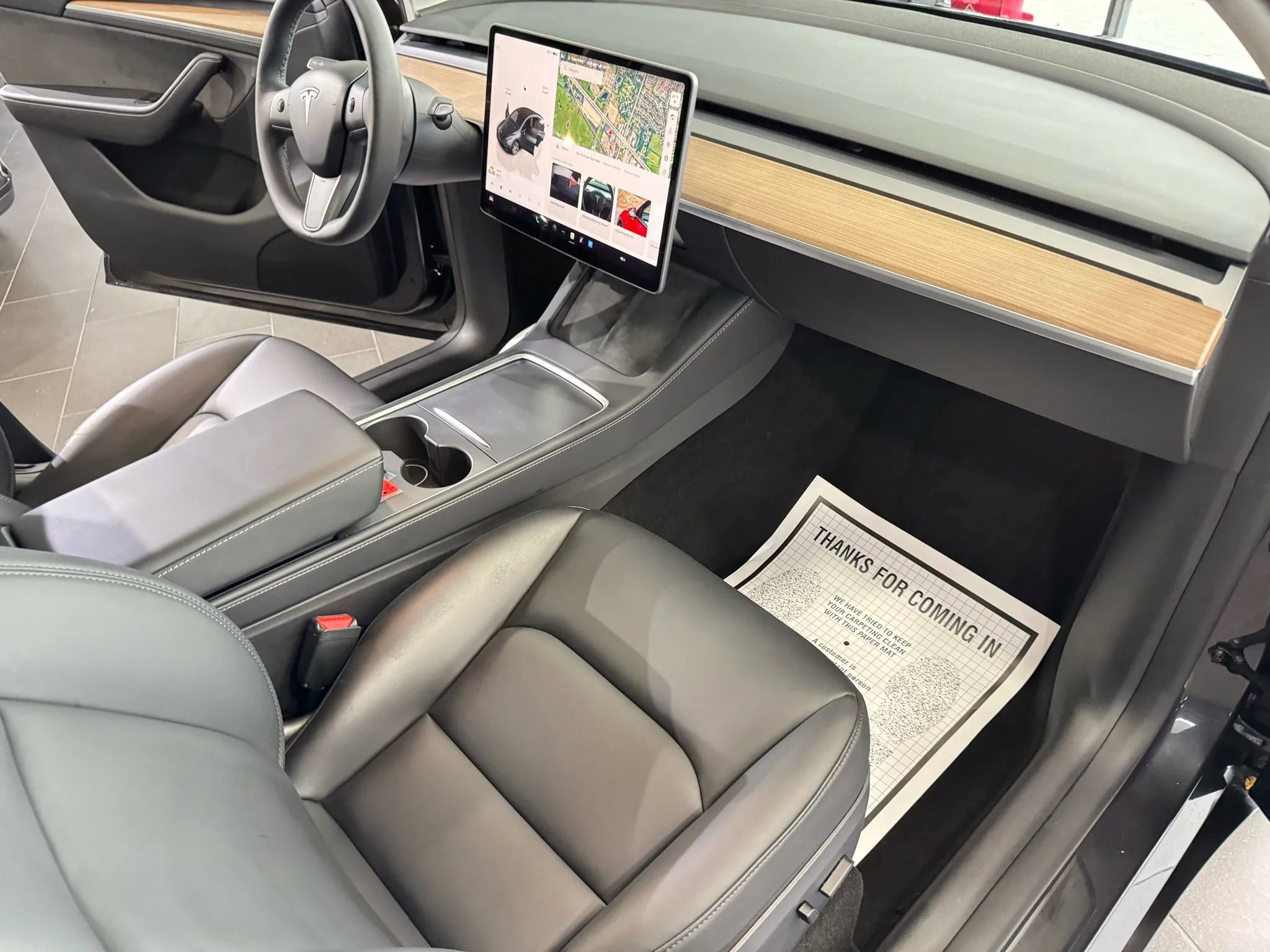 Used 2024 Tesla Model Y Long Range image 11