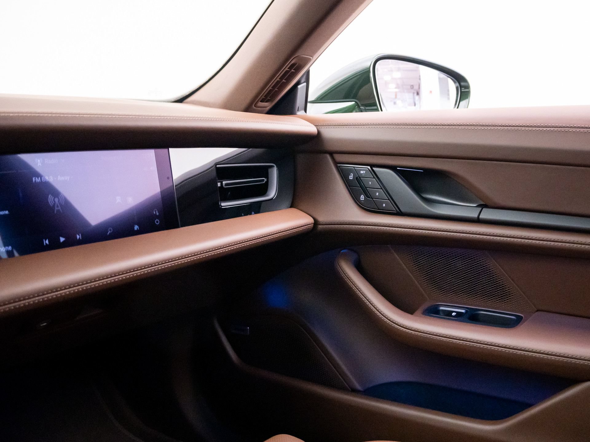 New 2026 Porsche Taycan AWD/4WD image 31