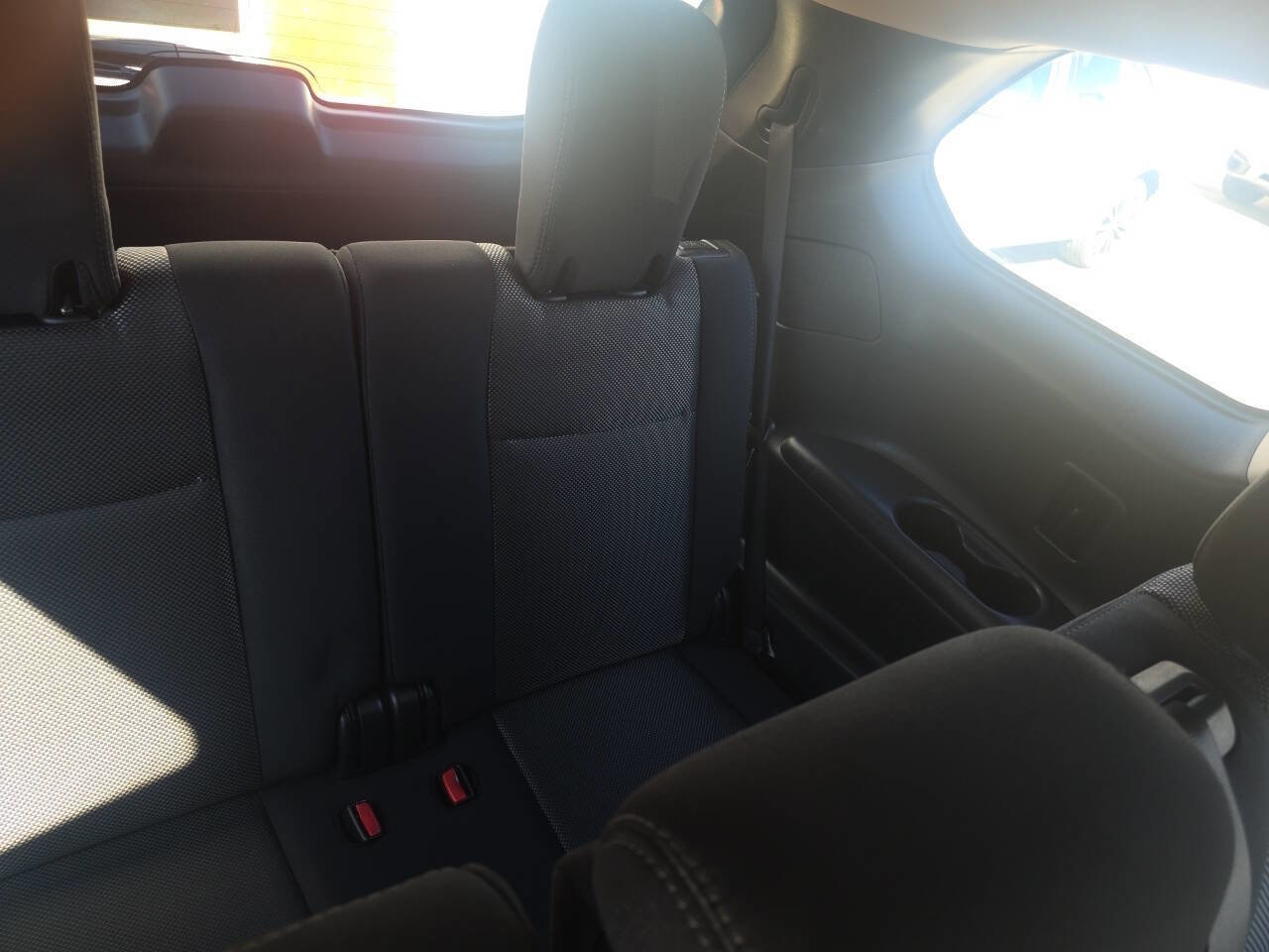 Used 2018 Nissan Pathfinder S AWD/4WD image 7