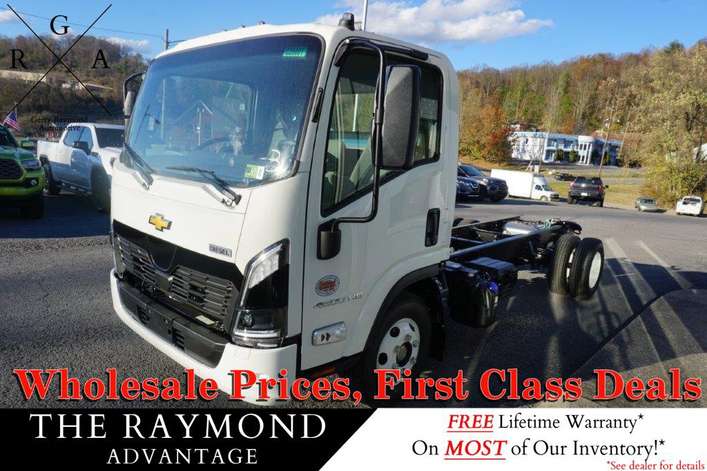 New 2025 Chevrolet Low Cab Forward 4500 XD RWD image 3