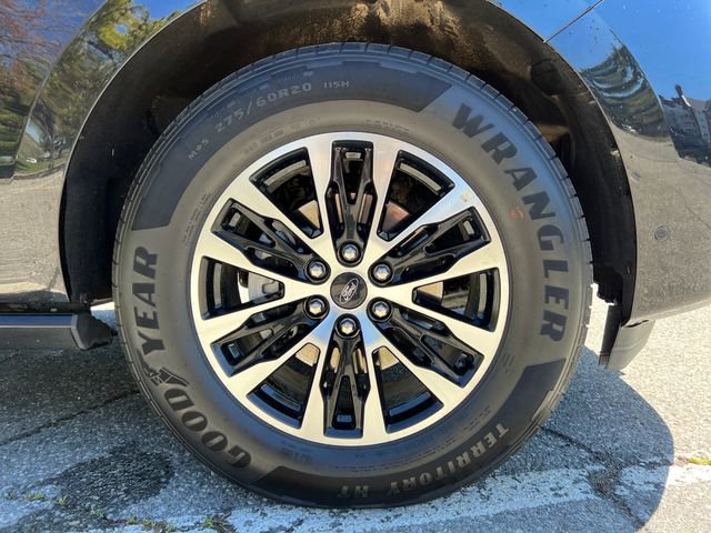 Used 2025 Ford Expedition Max Platinum AWD/4WD image 13