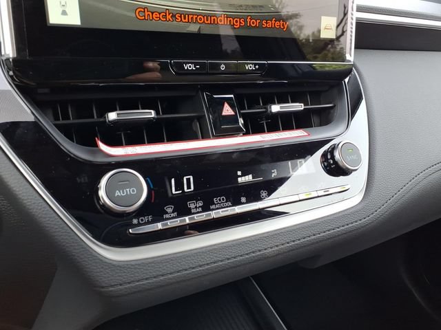 Used 2026 Toyota Corolla Cross XLE FWD image 19