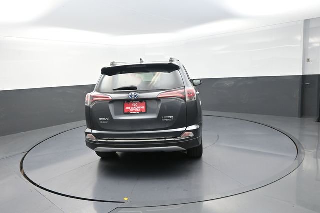 Used 2018 Toyota RAV4 Limited AWD/4WD image 65