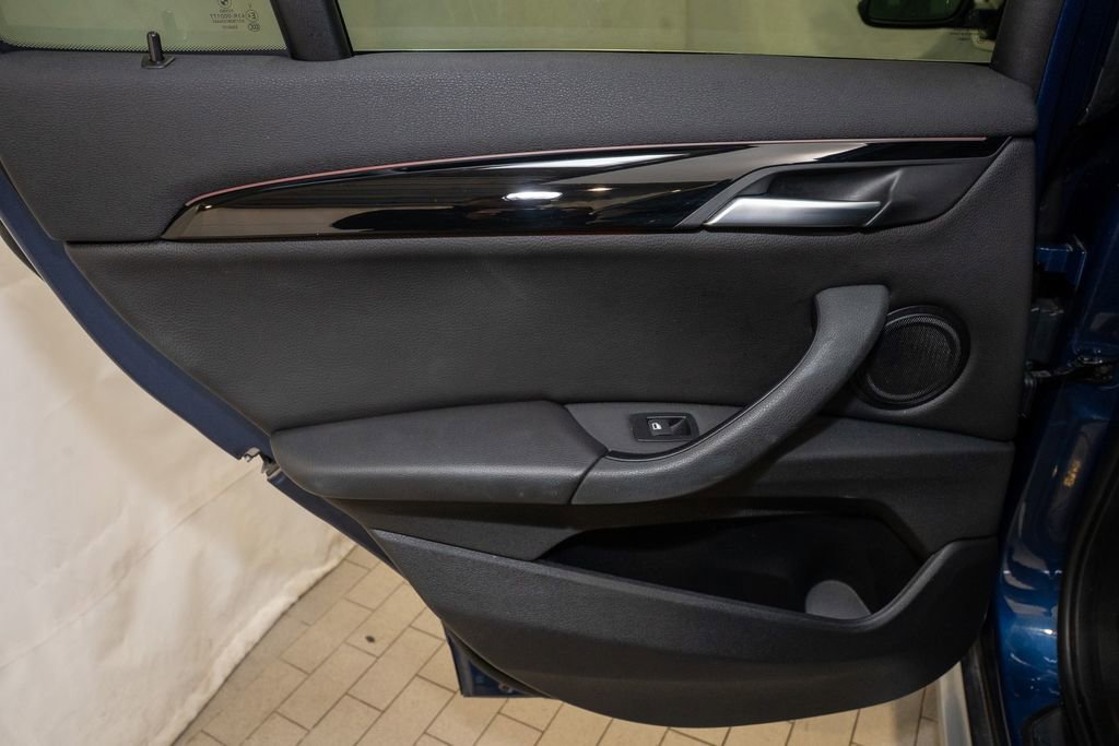 Used 2021 BMW X1 xDrive28i w/ Convenience Package image 11