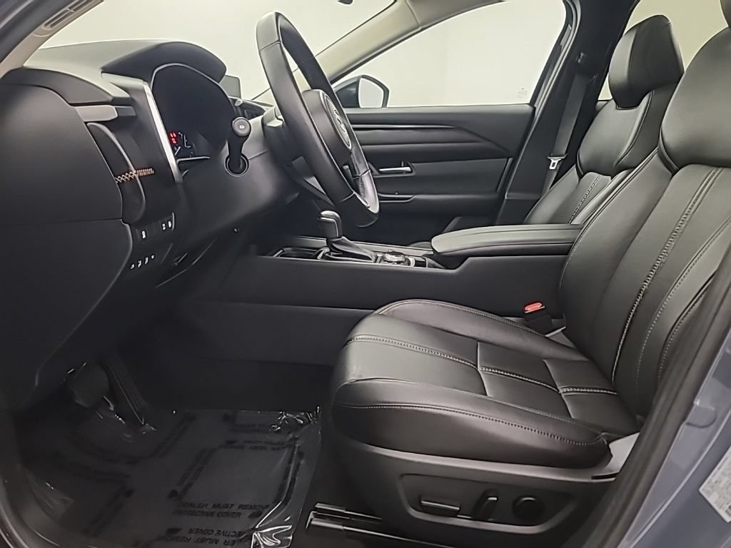 Used 2025 MAZDA CX-50 AWD 2.5 Hybrid w/ Premium Pkg image 23