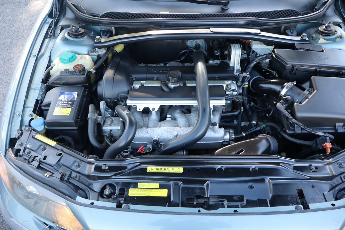 Used 2004 Volvo S60 2.5T AWD/4WD image 38
