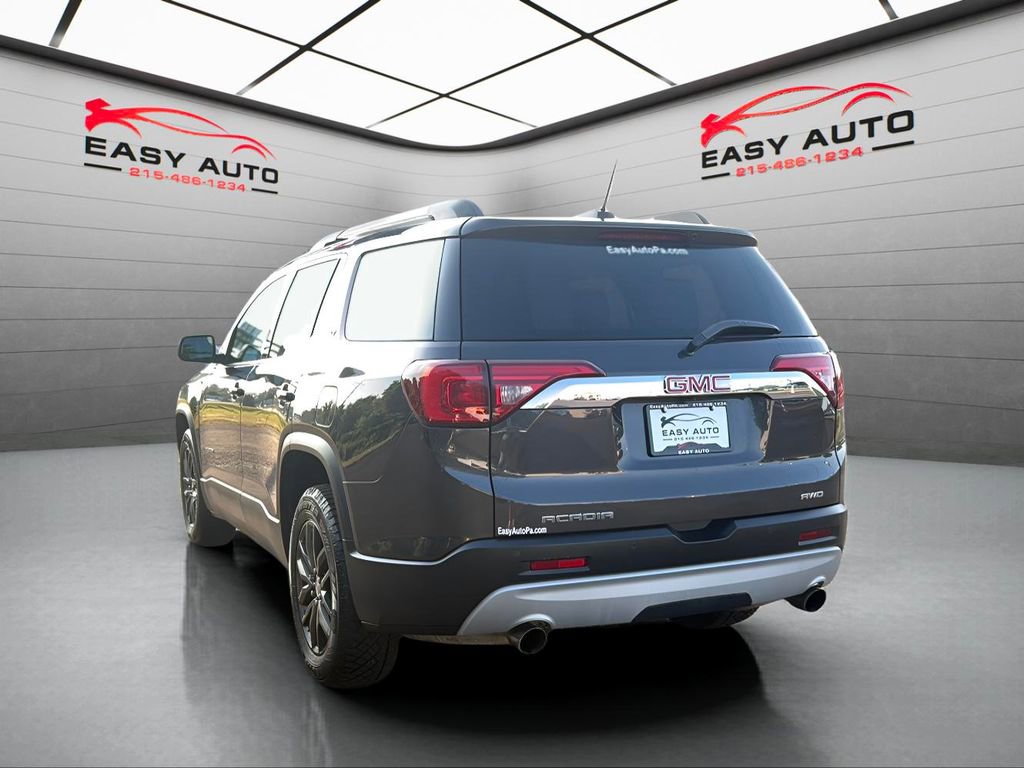 Used 2017 GMC Acadia SLT image 3