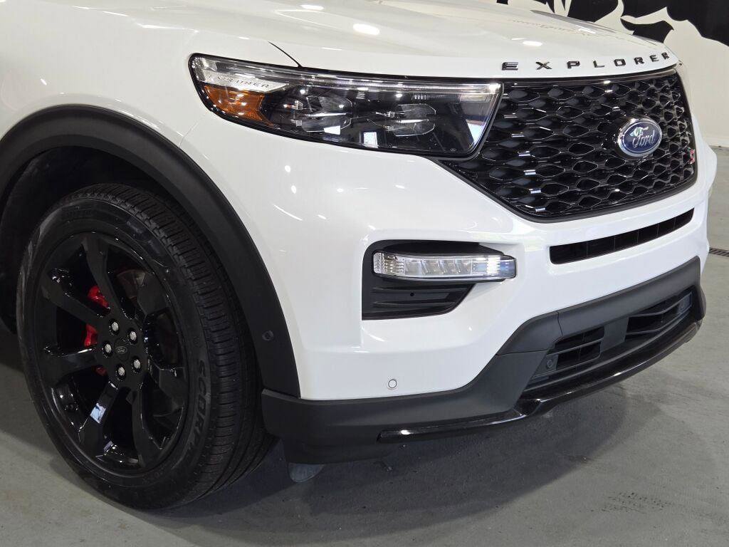 Certified 2022 Ford Explorer ST w/ Equipment Group 401A image 2