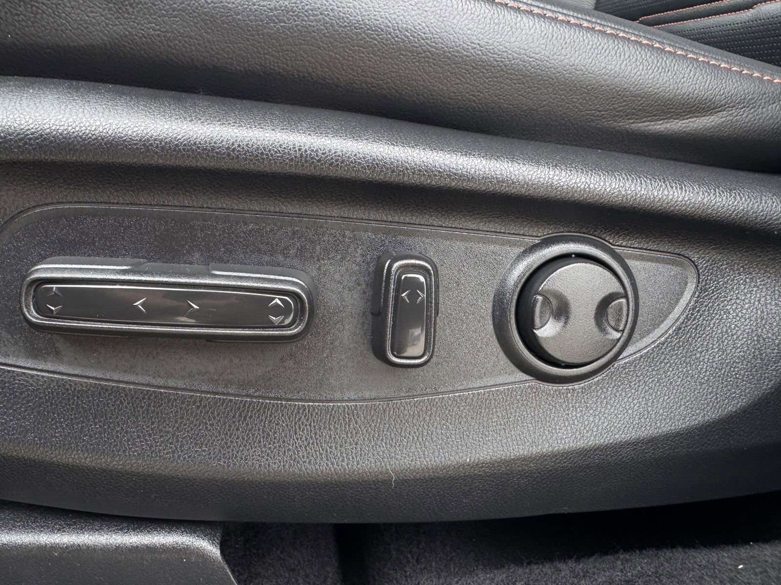 Used 2024 Honda CR-V Sport Touring image 29