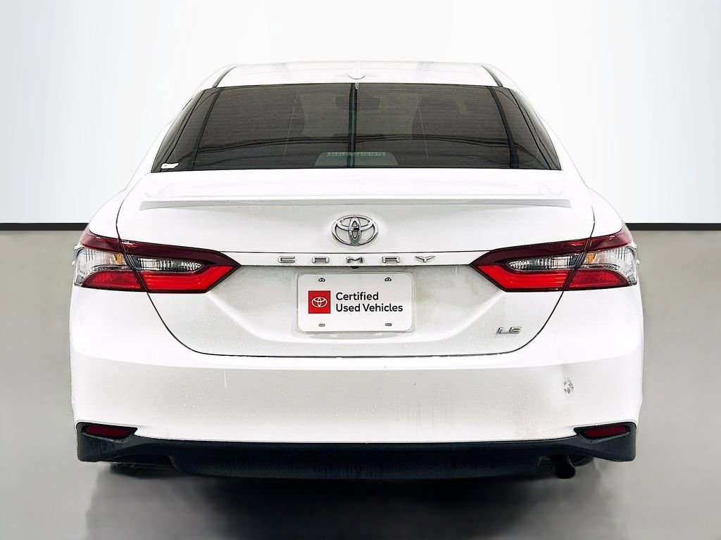 Used 2024 Toyota Camry LE FWD image 5