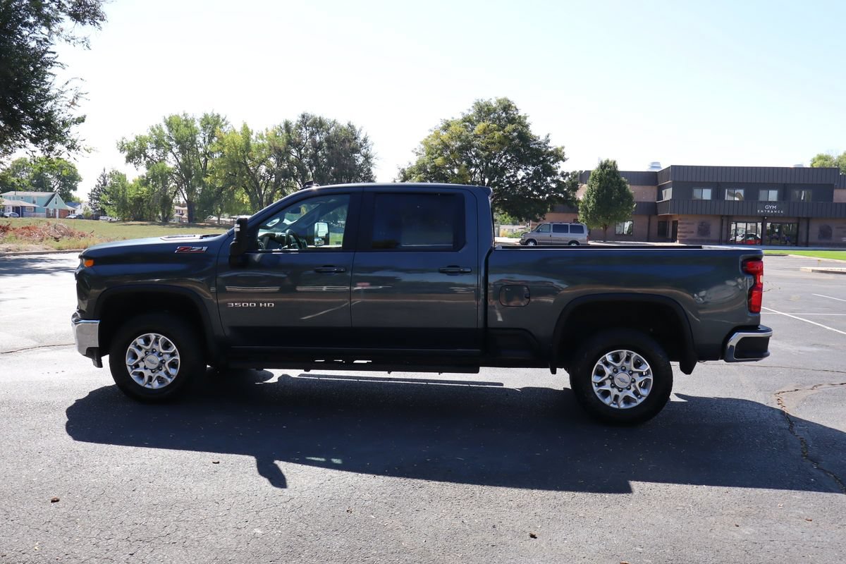 Used 2020 Chevrolet Silverado 3500 LT w/ All Star Edition AWD/4WD image 9