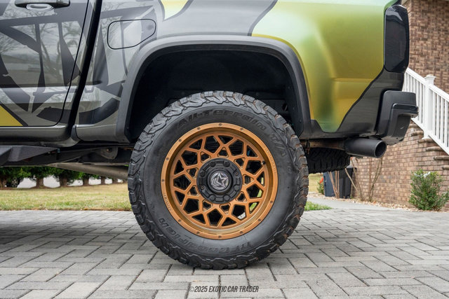 Used 2017 Chevrolet Colorado ZR2 w/ LPO, Premium Interior Package image 74