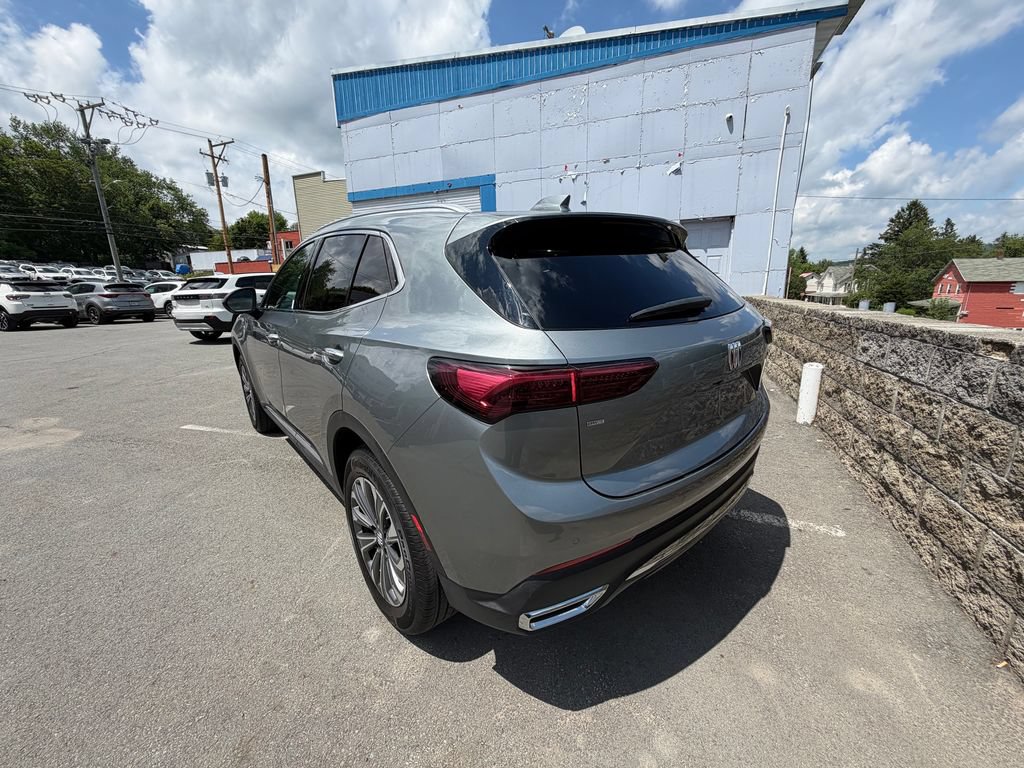 Used 2025 Buick Envision Preferred AWD/4WD image 3