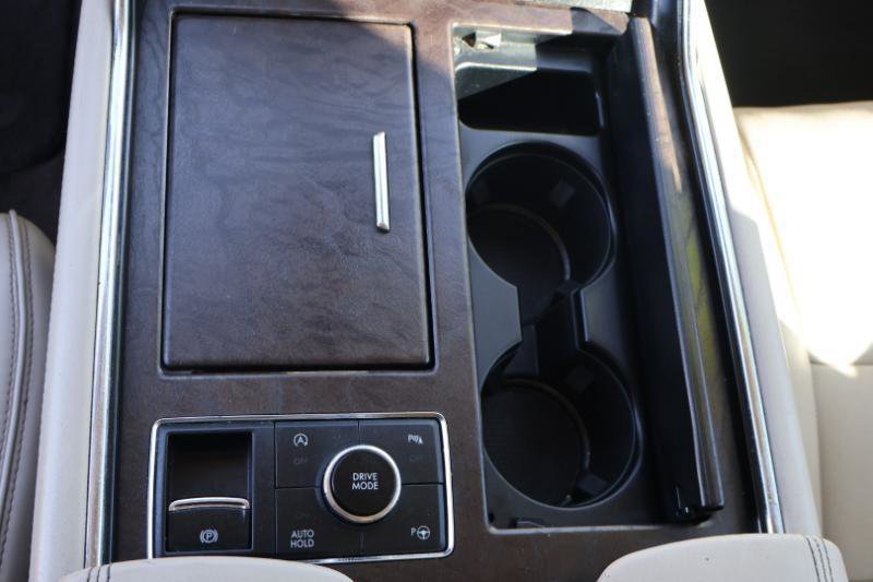 Used 2019 Lincoln Navigator Reserve image 23