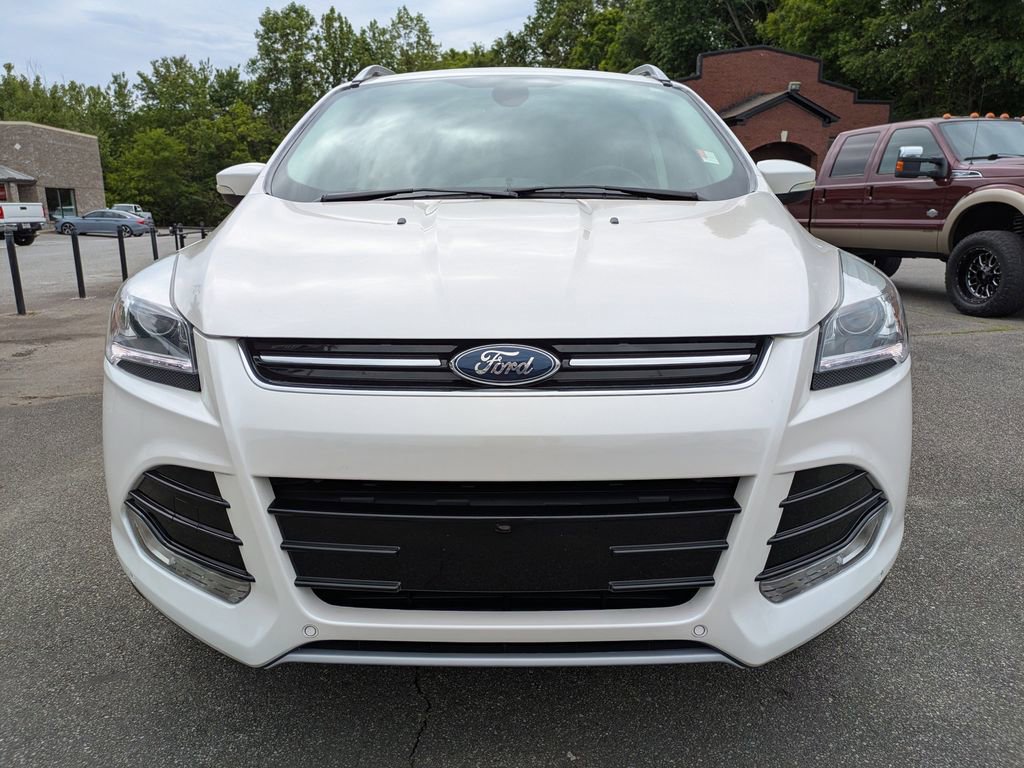 Used 2014 Ford Escape Titanium w/ Equipment Group 401A FWD image 9