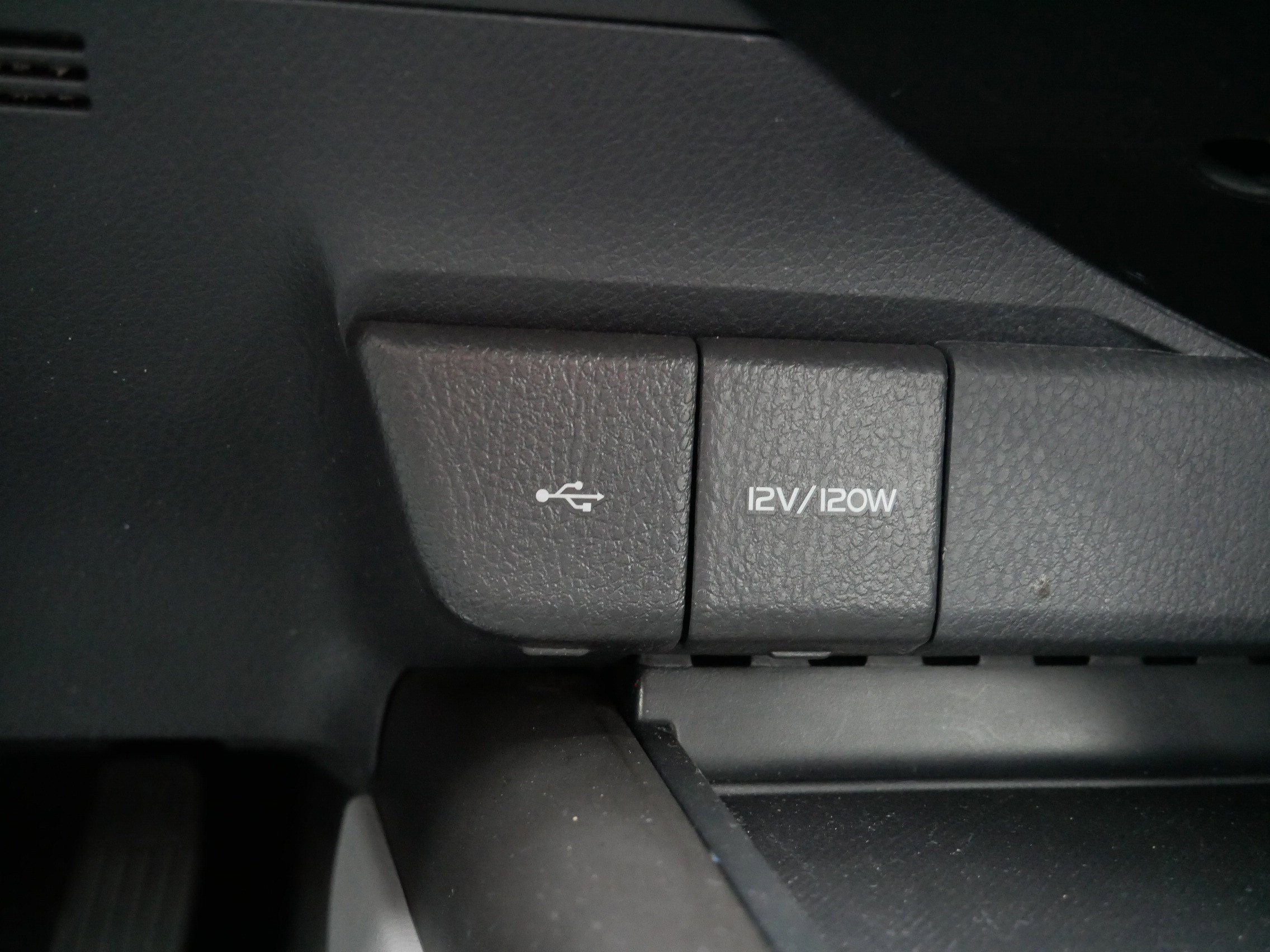 Certified 2024 Toyota Camry SE w/ Convenience Package image 31