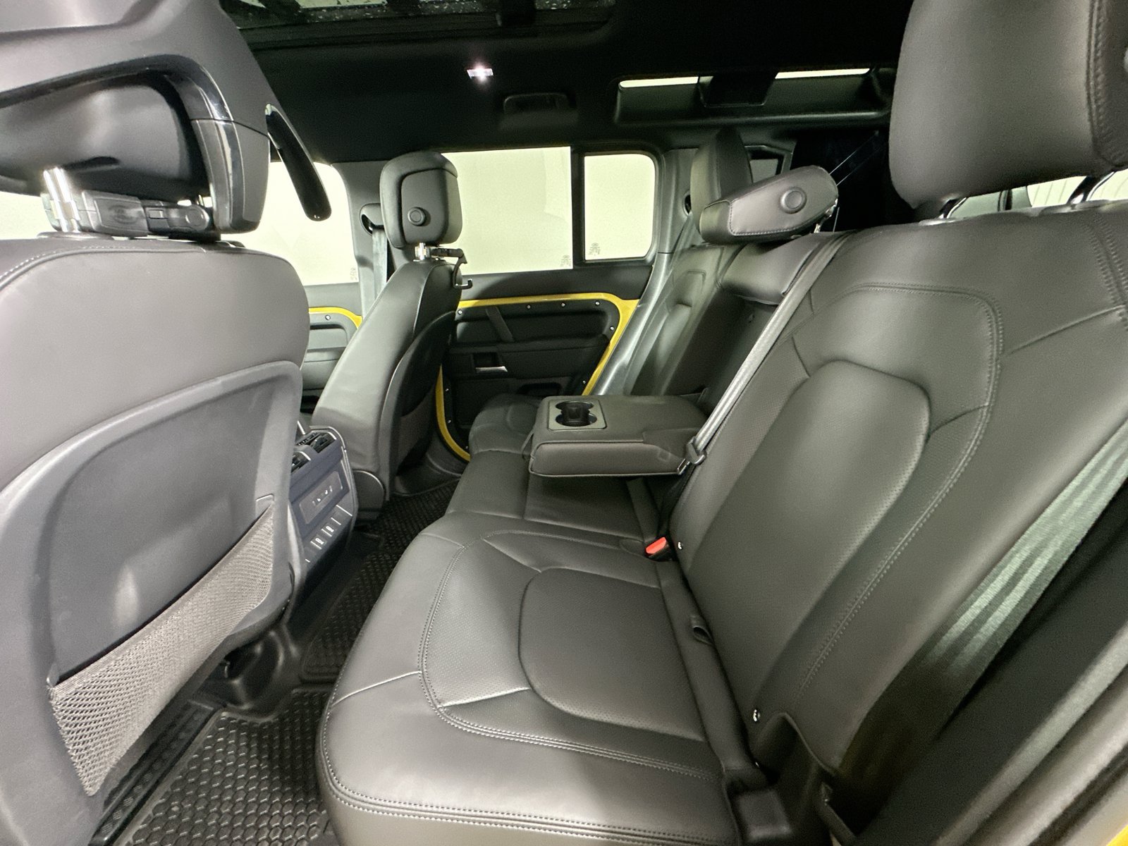 New 2026 Land Rover Defender 110 Trophy Edition AWD/4WD image 35
