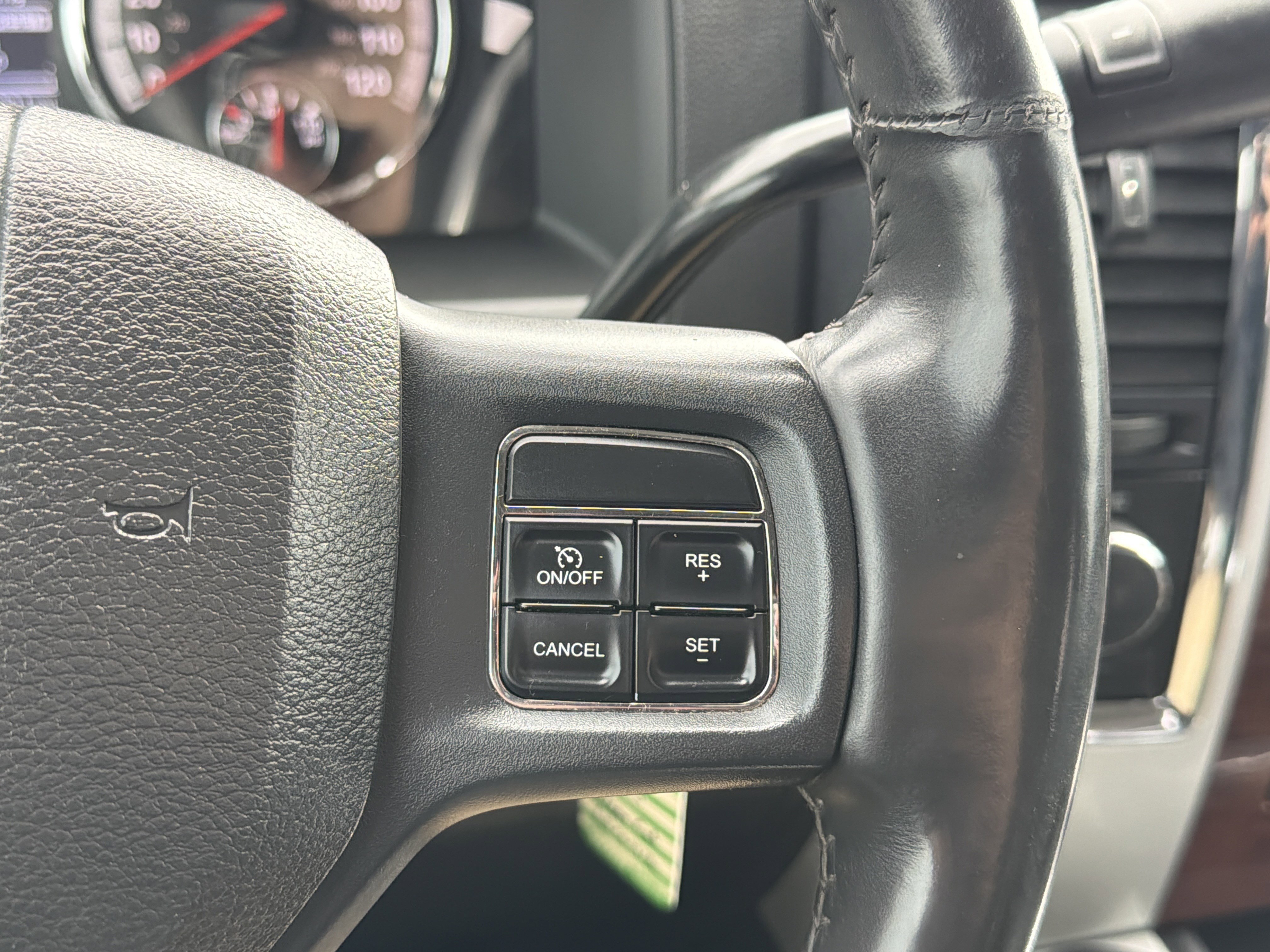 Used 2012 RAM 2500 Laramie w/ Chrome Accents Group image 19