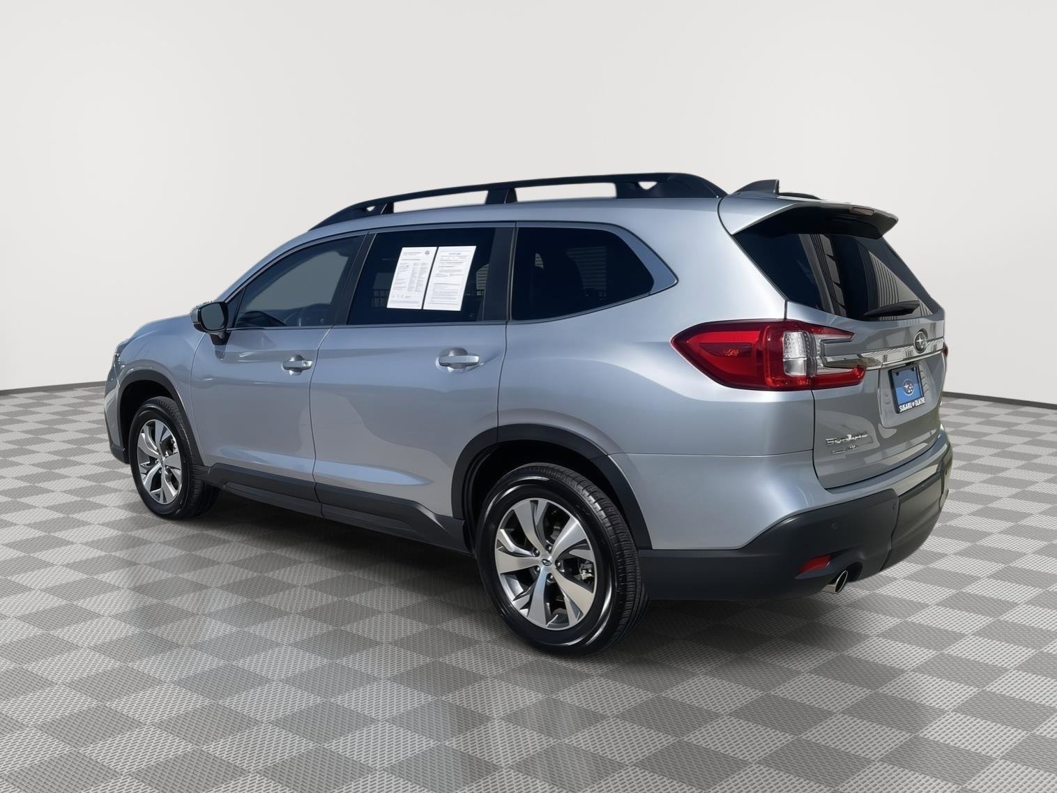 Certified 2025 Subaru Ascent Premium image 5