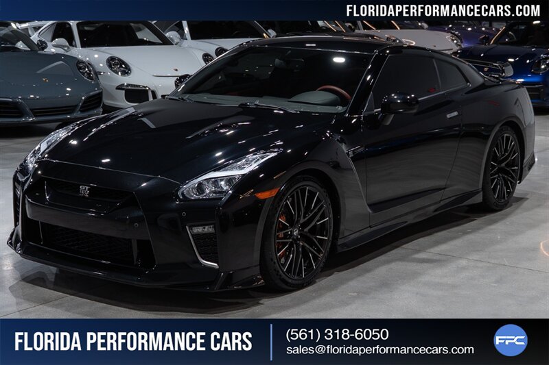 Used 2021 Nissan GT-R Premium AWD/4WD image 1