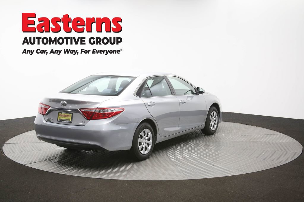 Used 2017 Toyota Camry LE FWD image 39