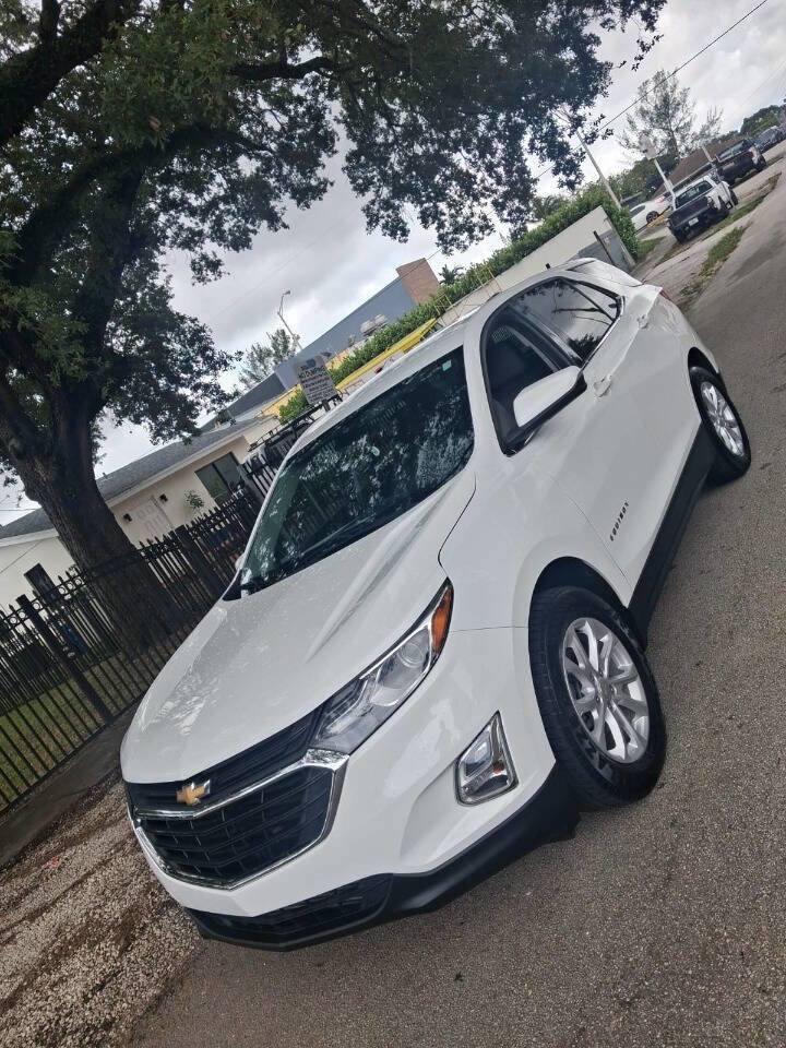 Used 2018 Chevrolet Equinox LT FWD image 1