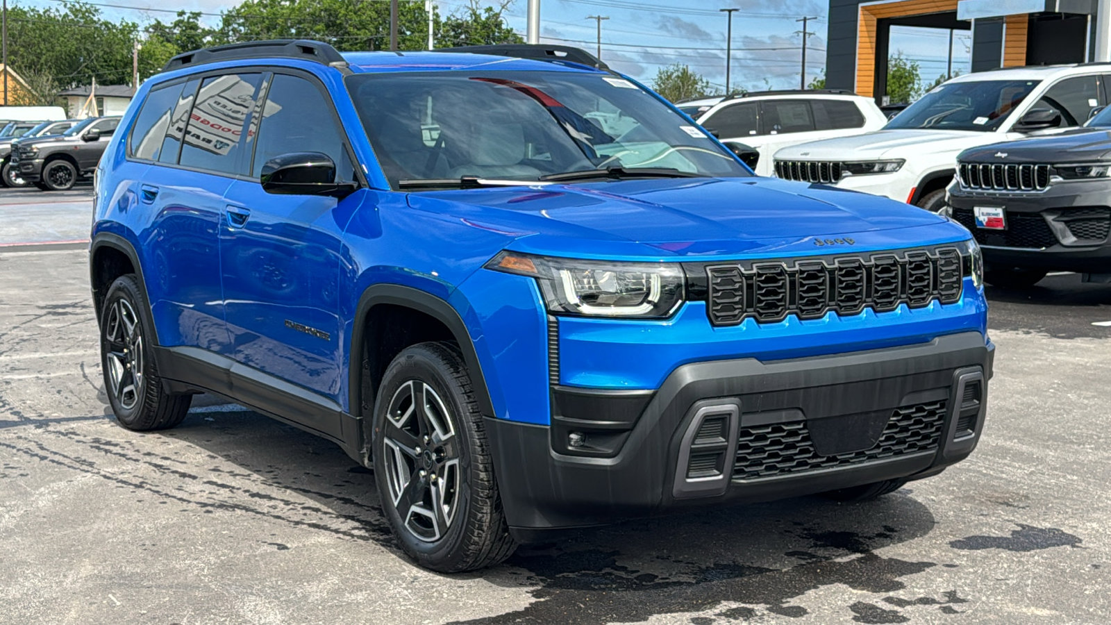 New 2026 Jeep Cherokee Laredo AWD/4WD image 3
