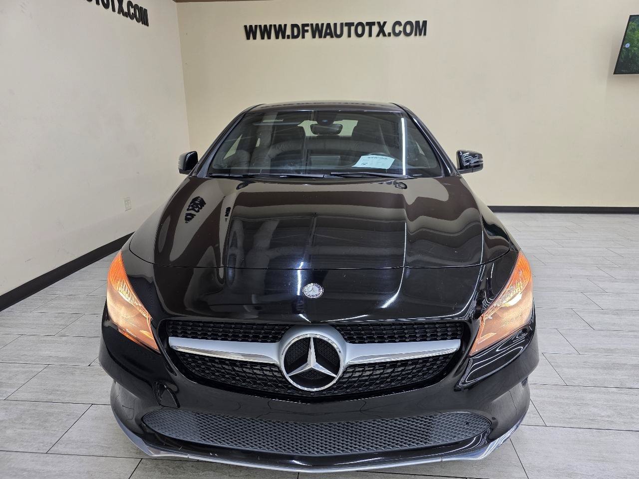 Used 2017 Mercedes-Benz CLA 250 image 3