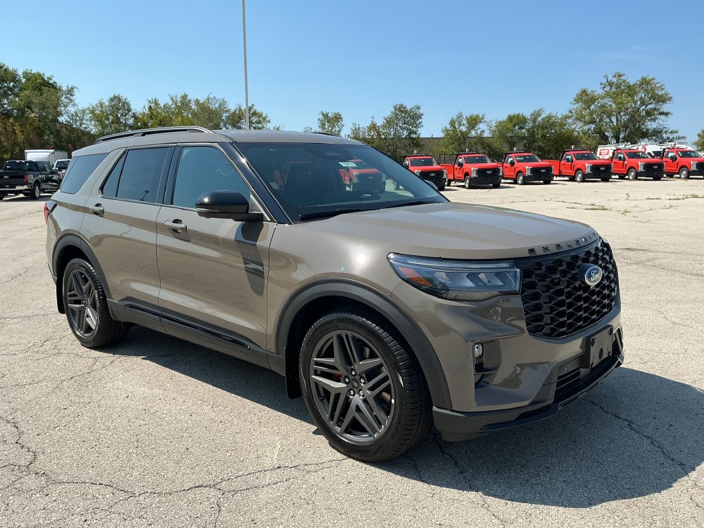 New 2026 Ford Explorer ST AWD/4WD image 3