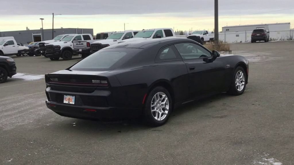 Used 2025 Dodge Charger R/T w/ Quick Order Package 25M R/T image 8