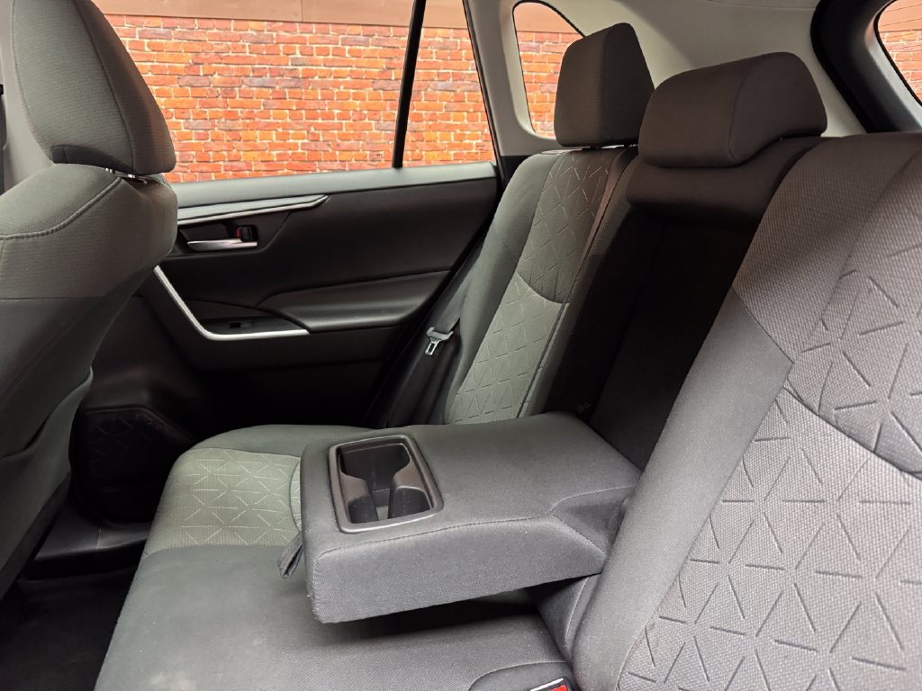Used 2020 Toyota RAV4 XLE w/ Convenience Package AWD/4WD image 13