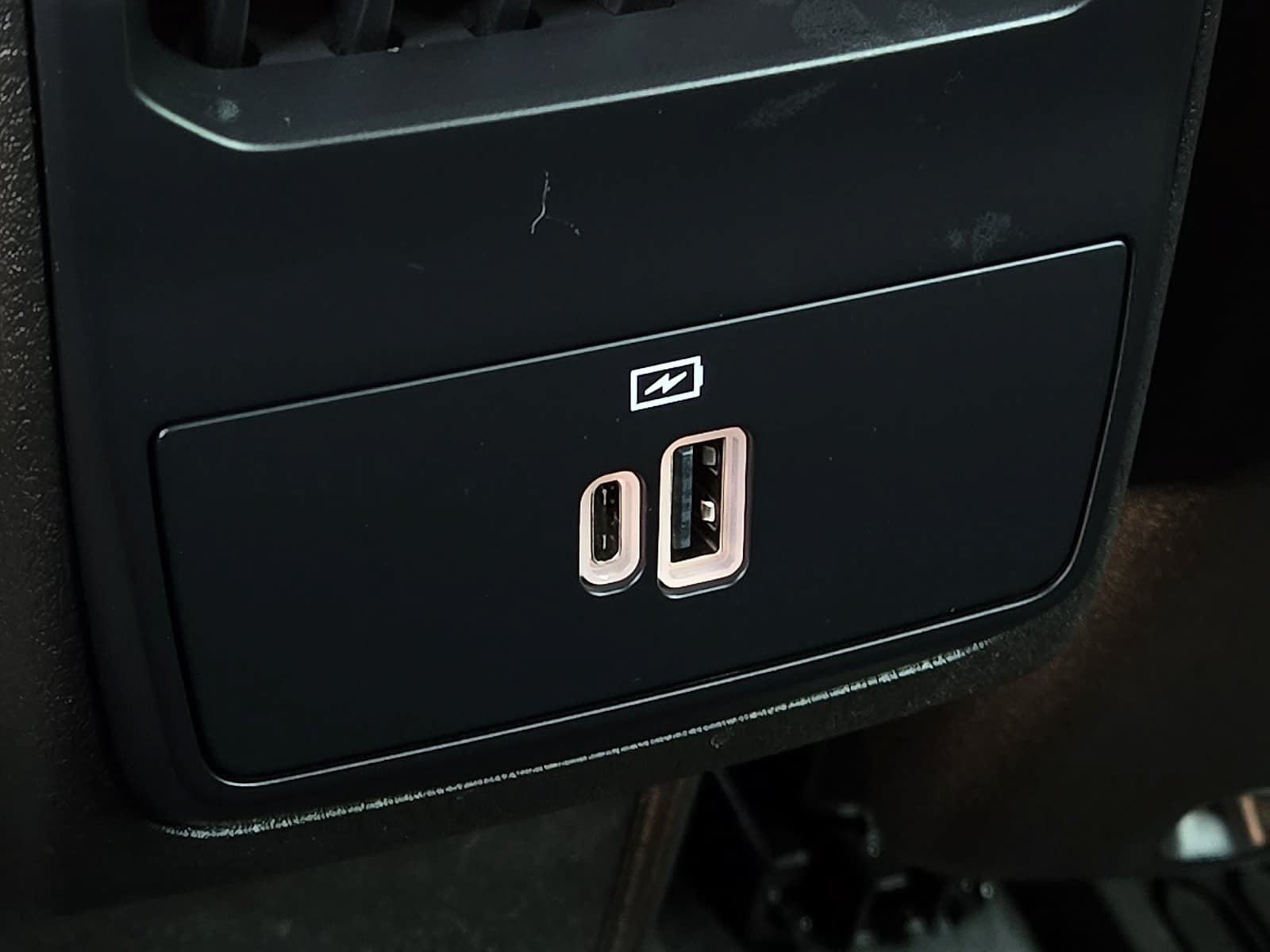 Used 2024 Dodge Hornet GT w/ GT Blacktop Package AWD/4WD image 11