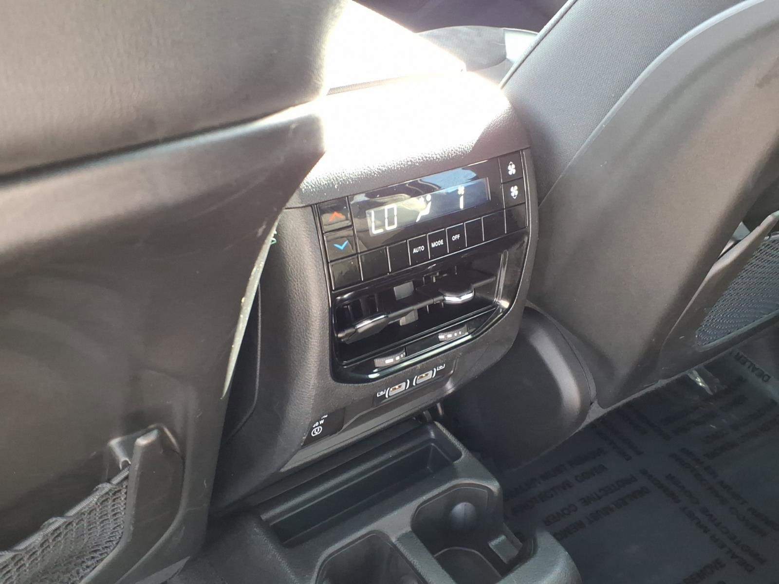 Used 2023 Jeep Grand Cherokee L Laredo AWD/4WD image 7