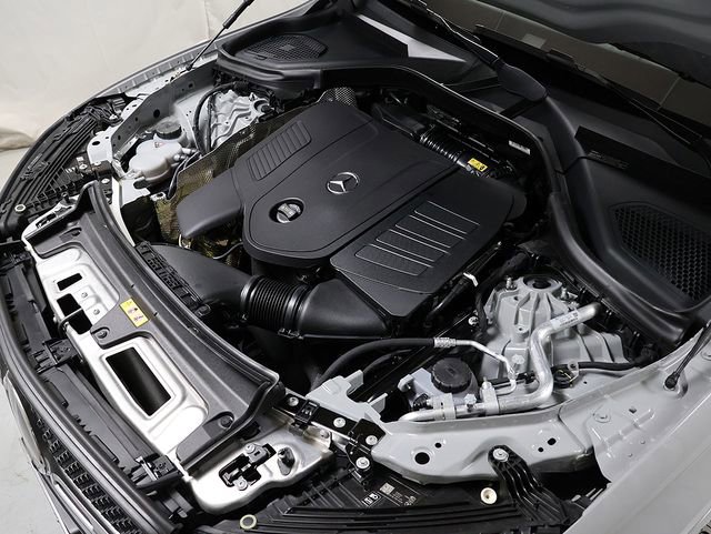 Certified 2025 Mercedes-Benz GLC 300 4MATIC image 38